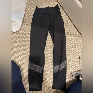 Lululemon leggings size 6